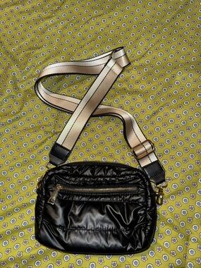 Black Quilted Crossbody Bag with Beige Strap